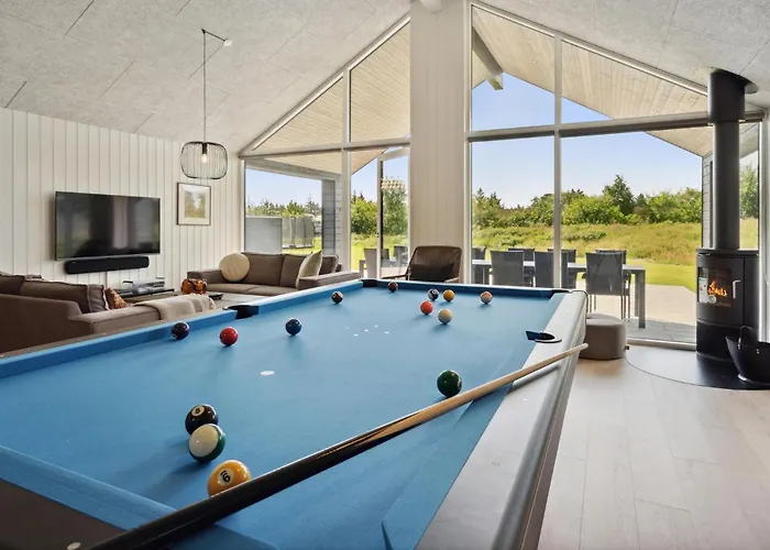 Stunning In With Sauna Romo