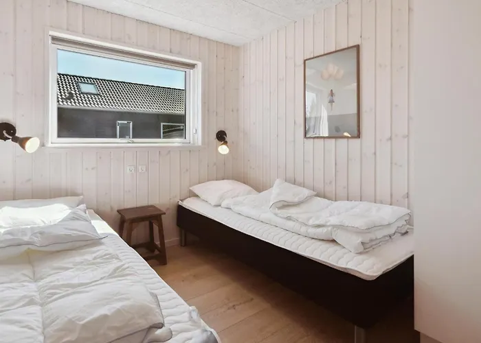 Stunning In With Sauna * Romo