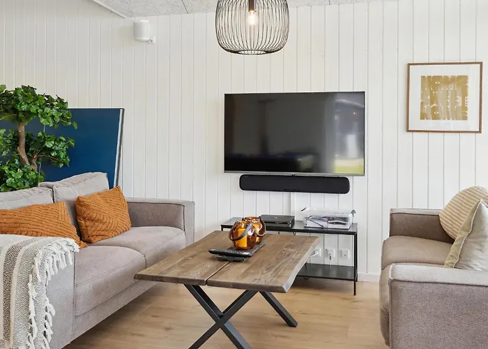 Stunning In With Sauna * Romo